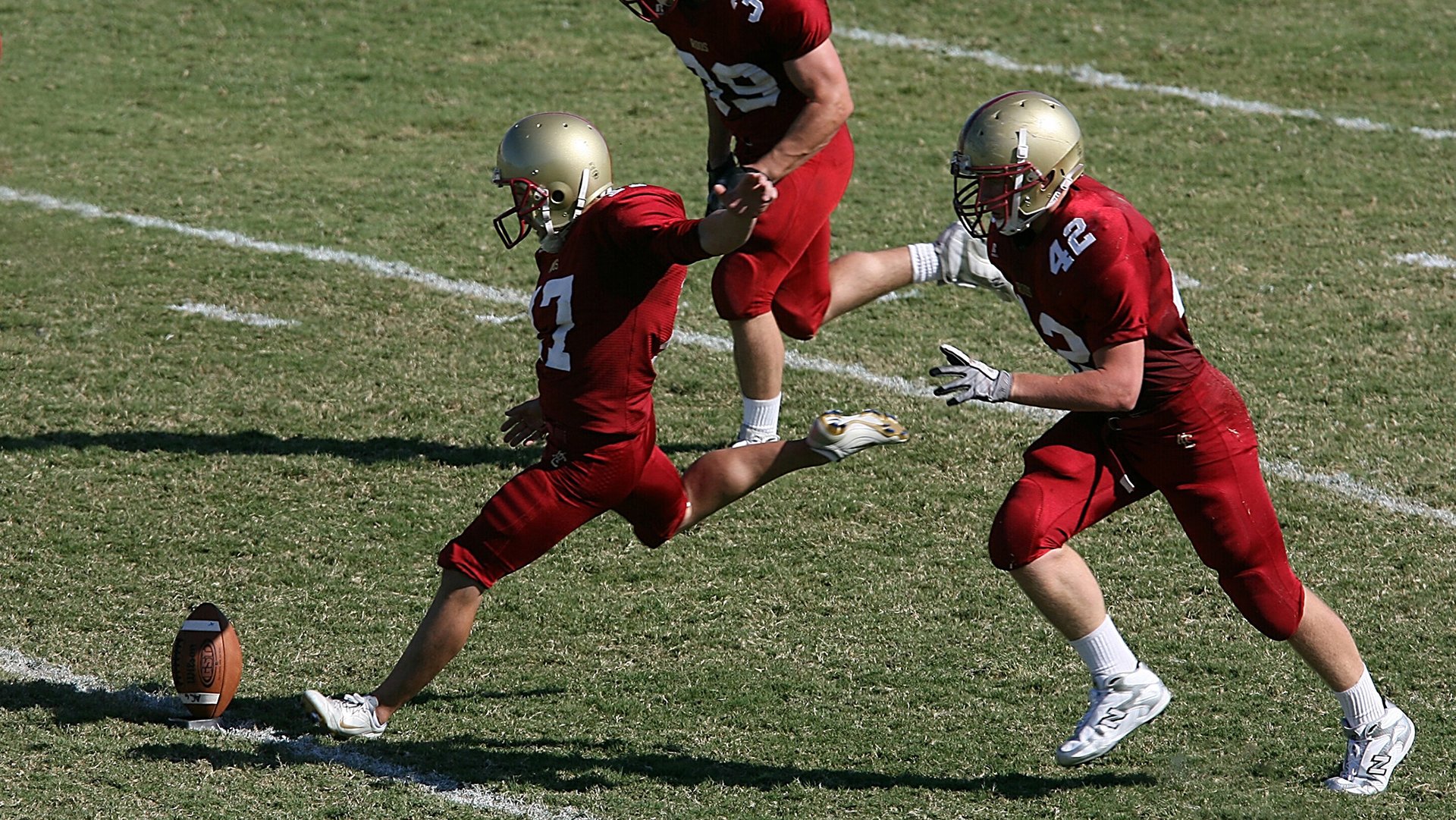 _云中跳伞：飞跃天际的极限体验_，空中飞云
